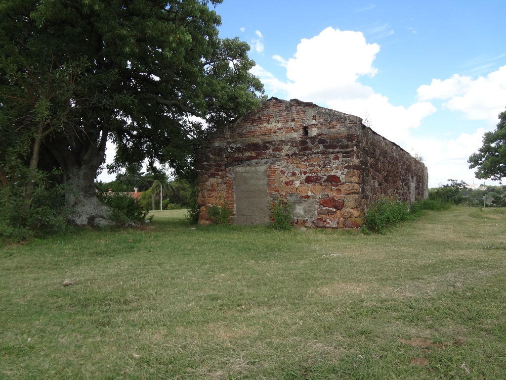 400 Jahre alte verfallene Bauwerke im Landesinneren von Uruguay